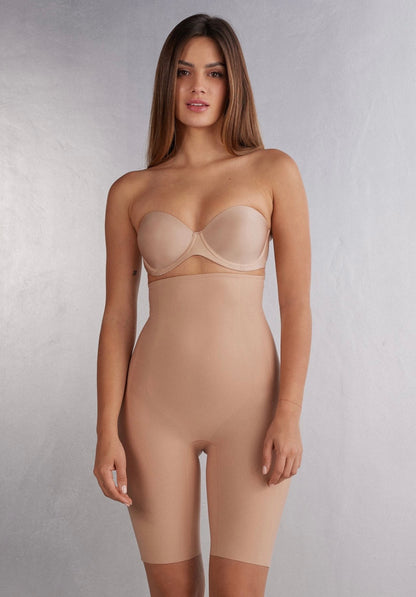 Short gainant taille haute